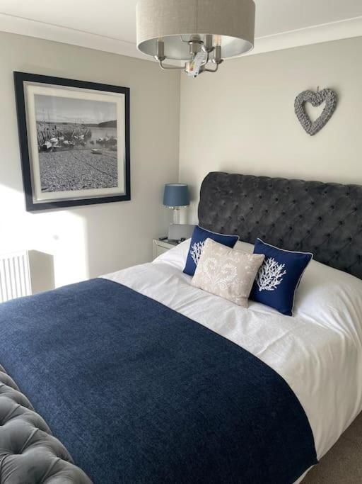 Seaside Modern Apartment Westward Ho!  Bagian luar foto